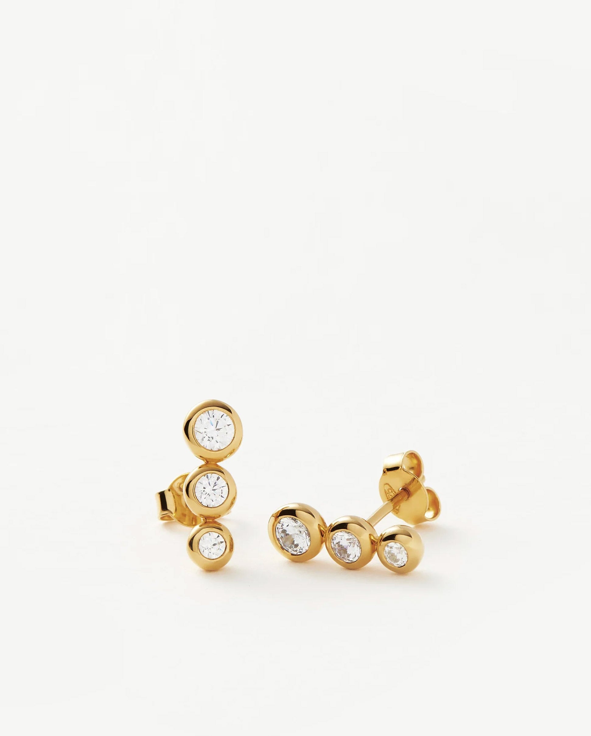 ARTICULATED TRIPLE STONE STUD EARRINGS / GOLD