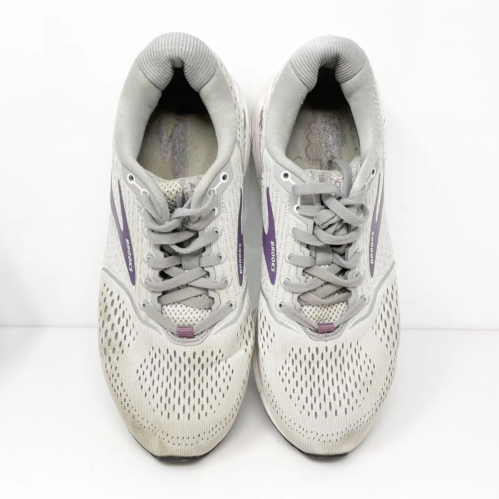 Brooks Womens Ariel 20 1203151B009 Gray Running Shoes Sneakers Size 10 B