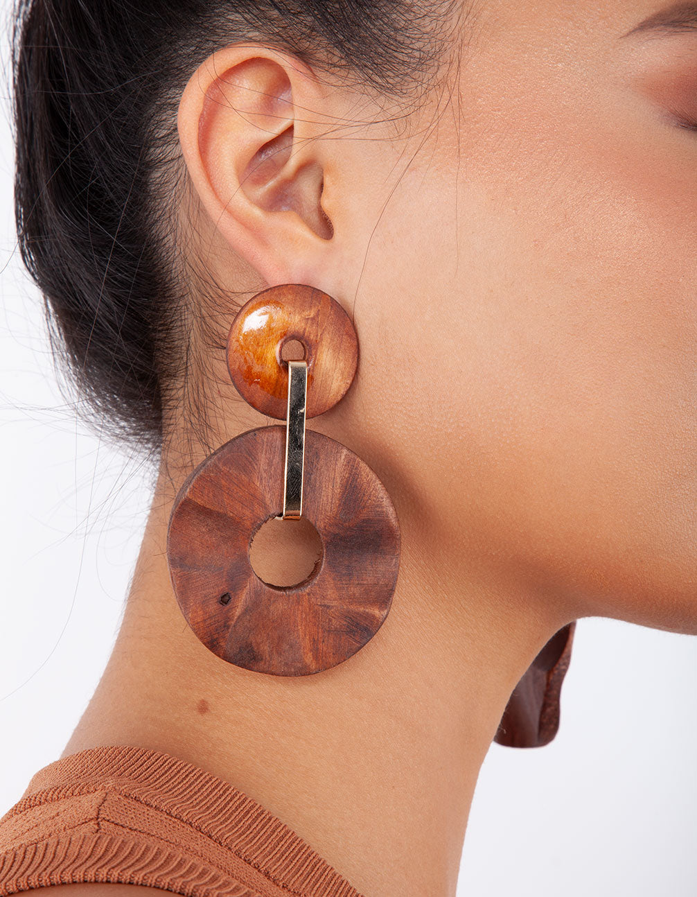 Brown Wooden Wavy Disc Earrings