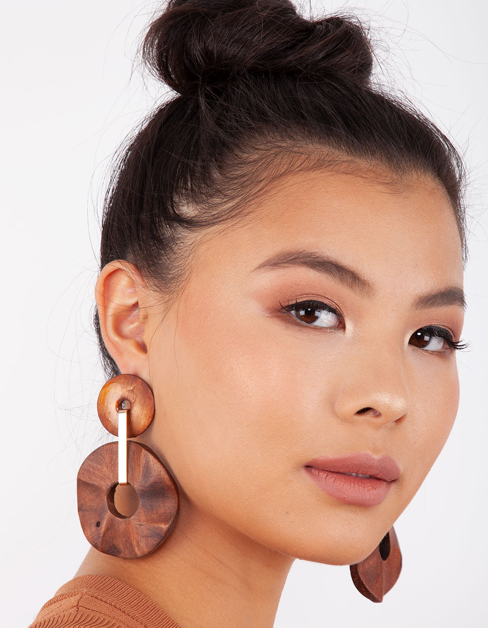 Brown Wooden Wavy Disc Earrings