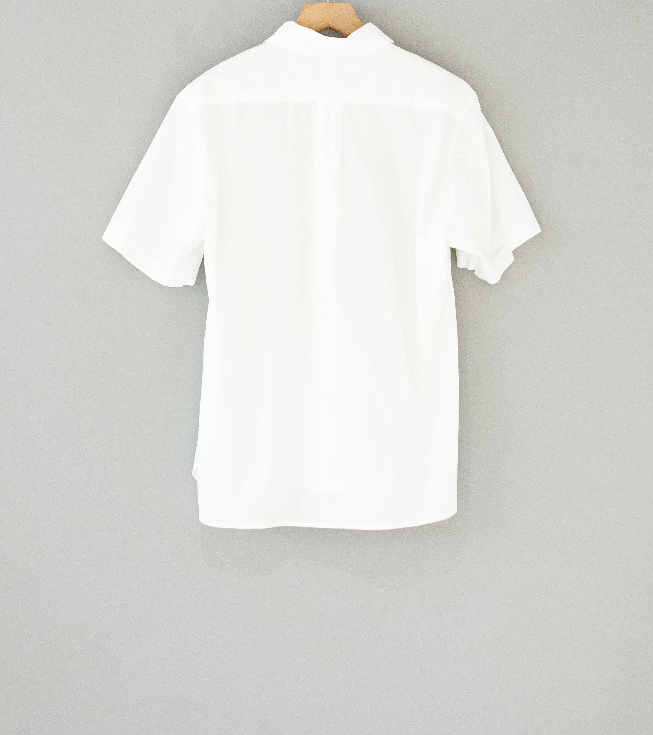 Cavecanum 'Short Sleeve Popover Shirt' (White Cotton)