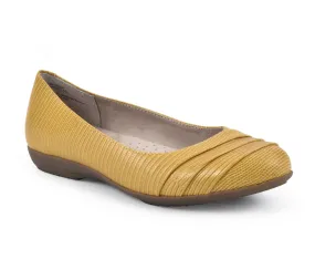 Cliffs by White Mountain Ballet Flats - Clara