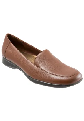 Jenn Flats by Trotters®