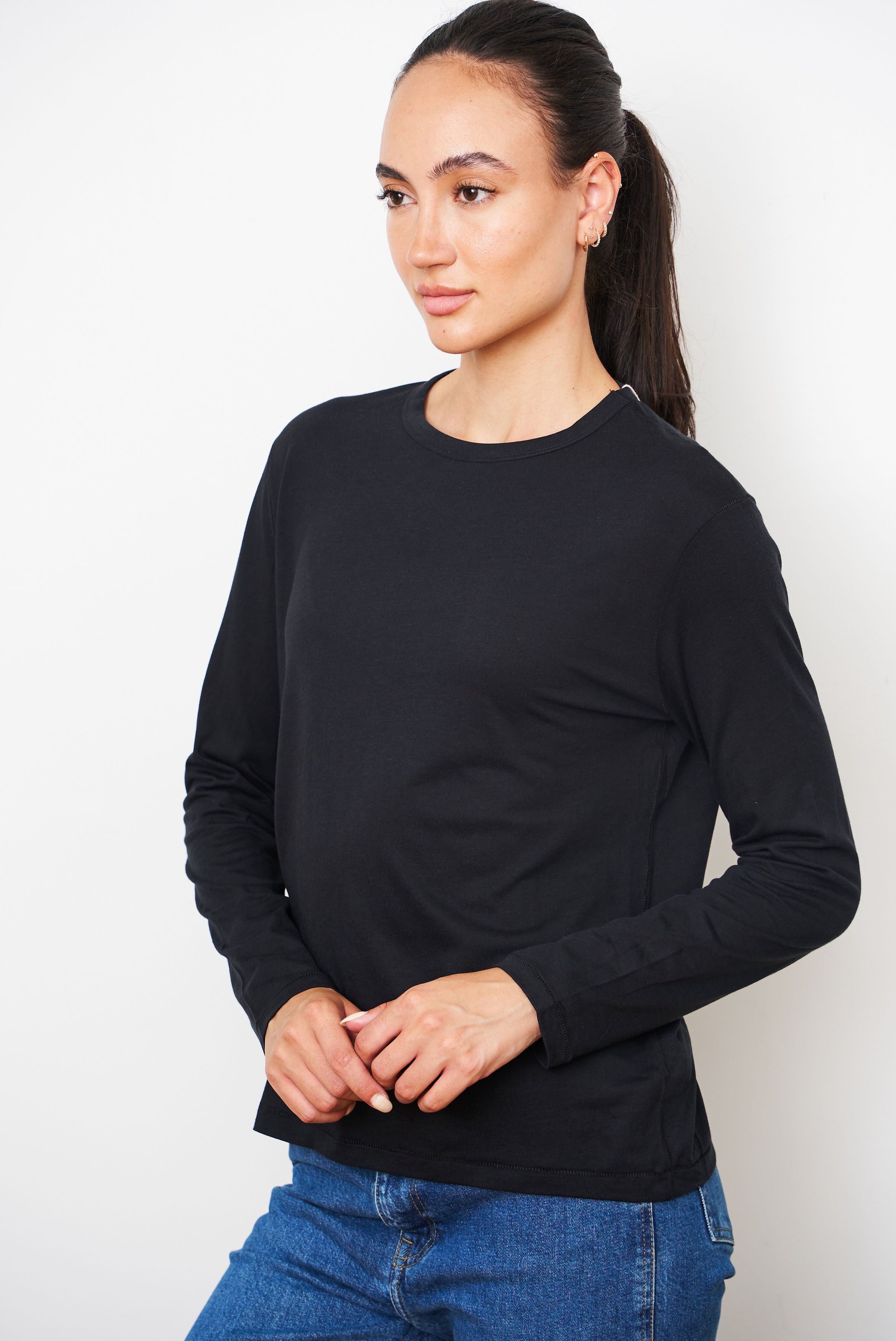 Lyocell Cotton Long Sleeve Semi Relaxed Crewneck in Noir