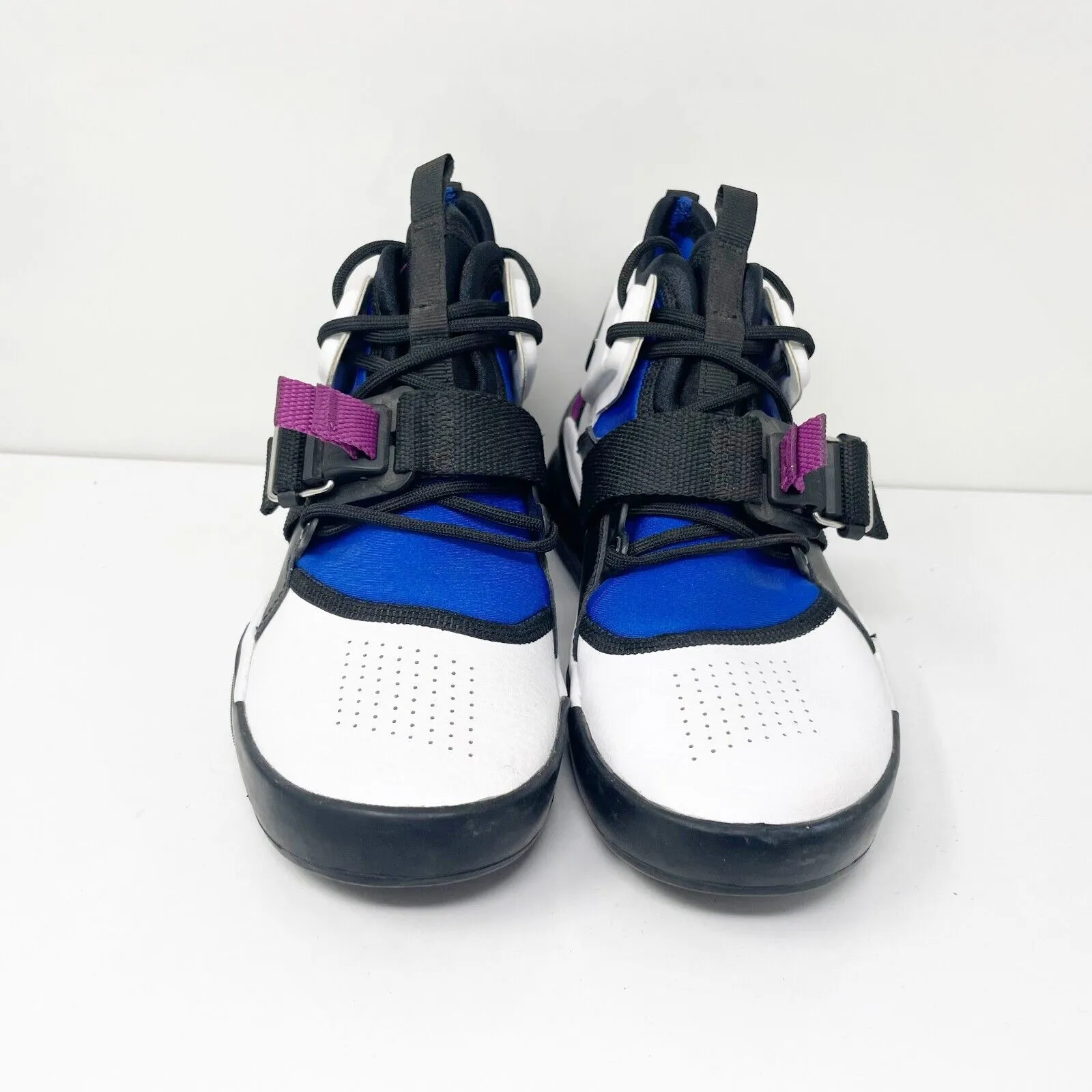 Nike Boys Air Force 270 AJ8208-102 White Basketball Shoes Sneakers Size 5