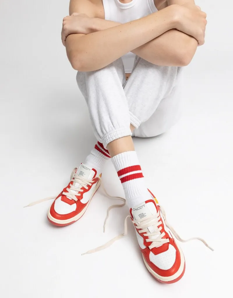 Oncept Phoenix Sneaker - Retro Red