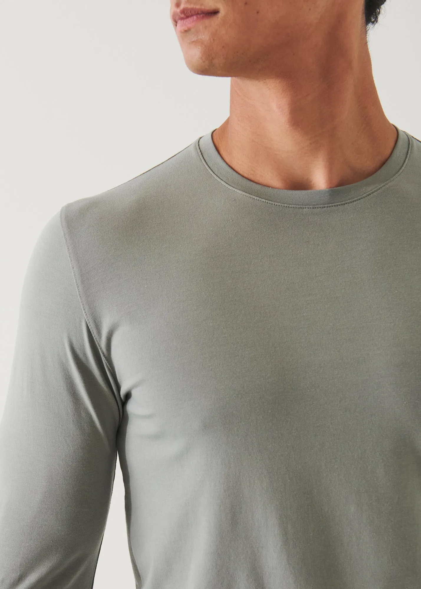 PIMA COTTON STRETCH LONG SLEEVE T-SHIRT