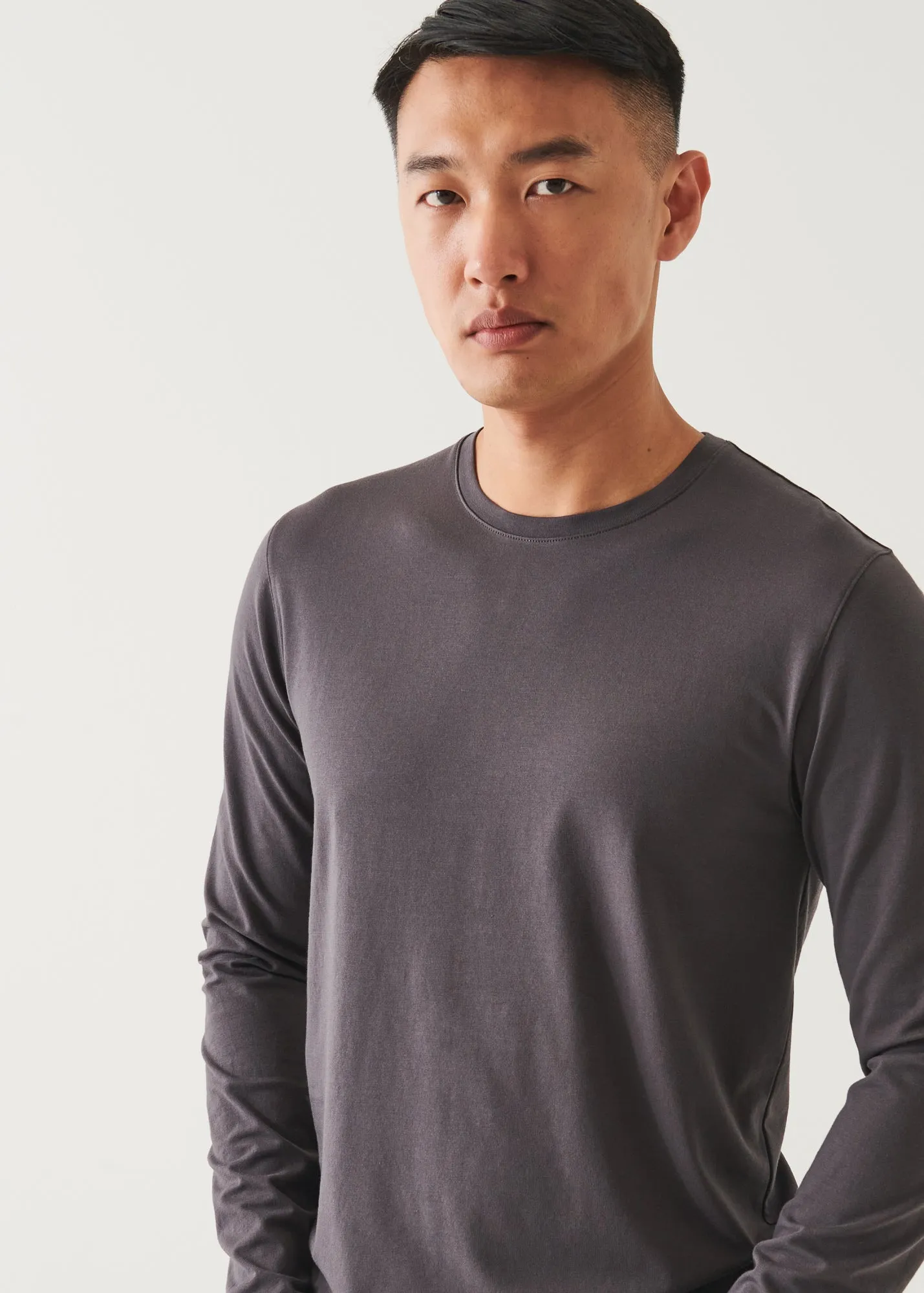 PIMA COTTON STRETCH LONG SLEEVE T-SHIRT