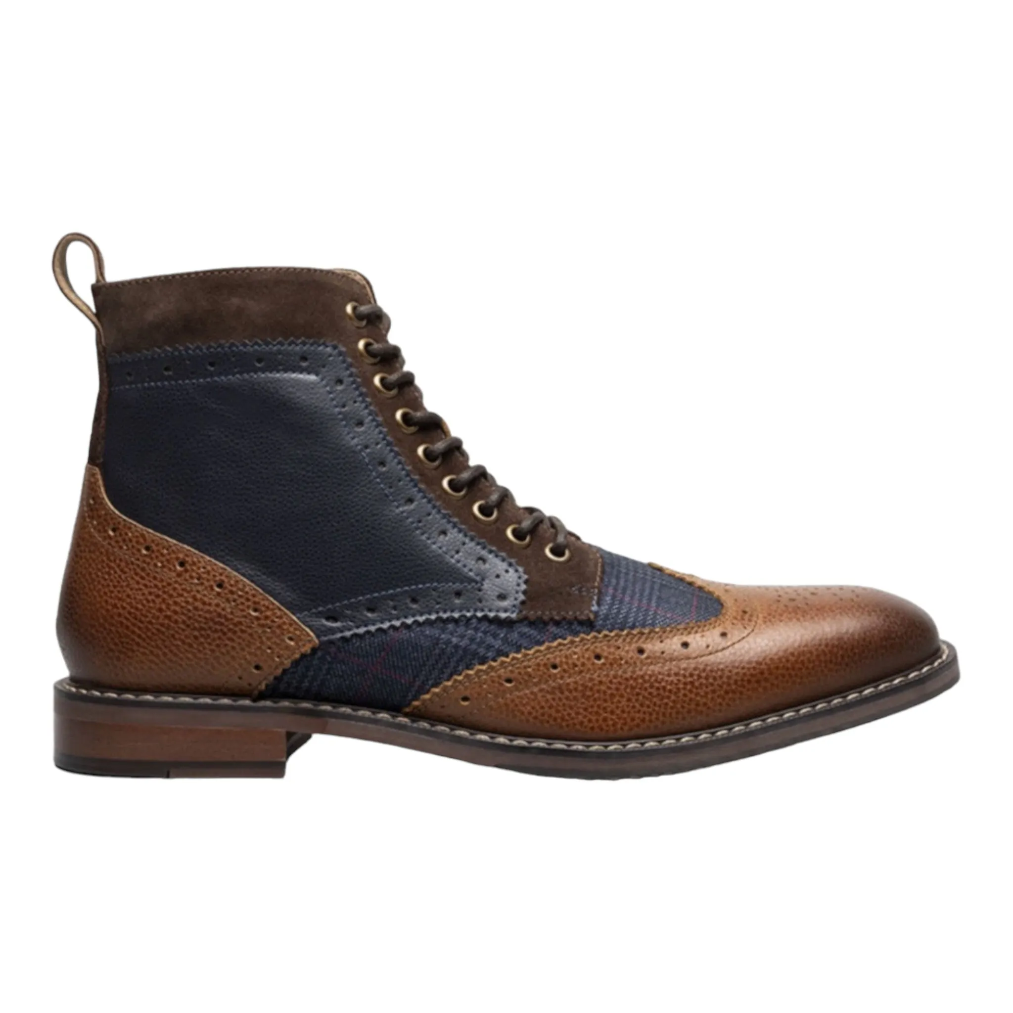 STACY ADAMS: Finnegan Wingtip Lace Up Boot 25427