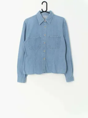 Vintage denim shirt in light blue, engineer style with open front pockets, 90s – Medium / Large