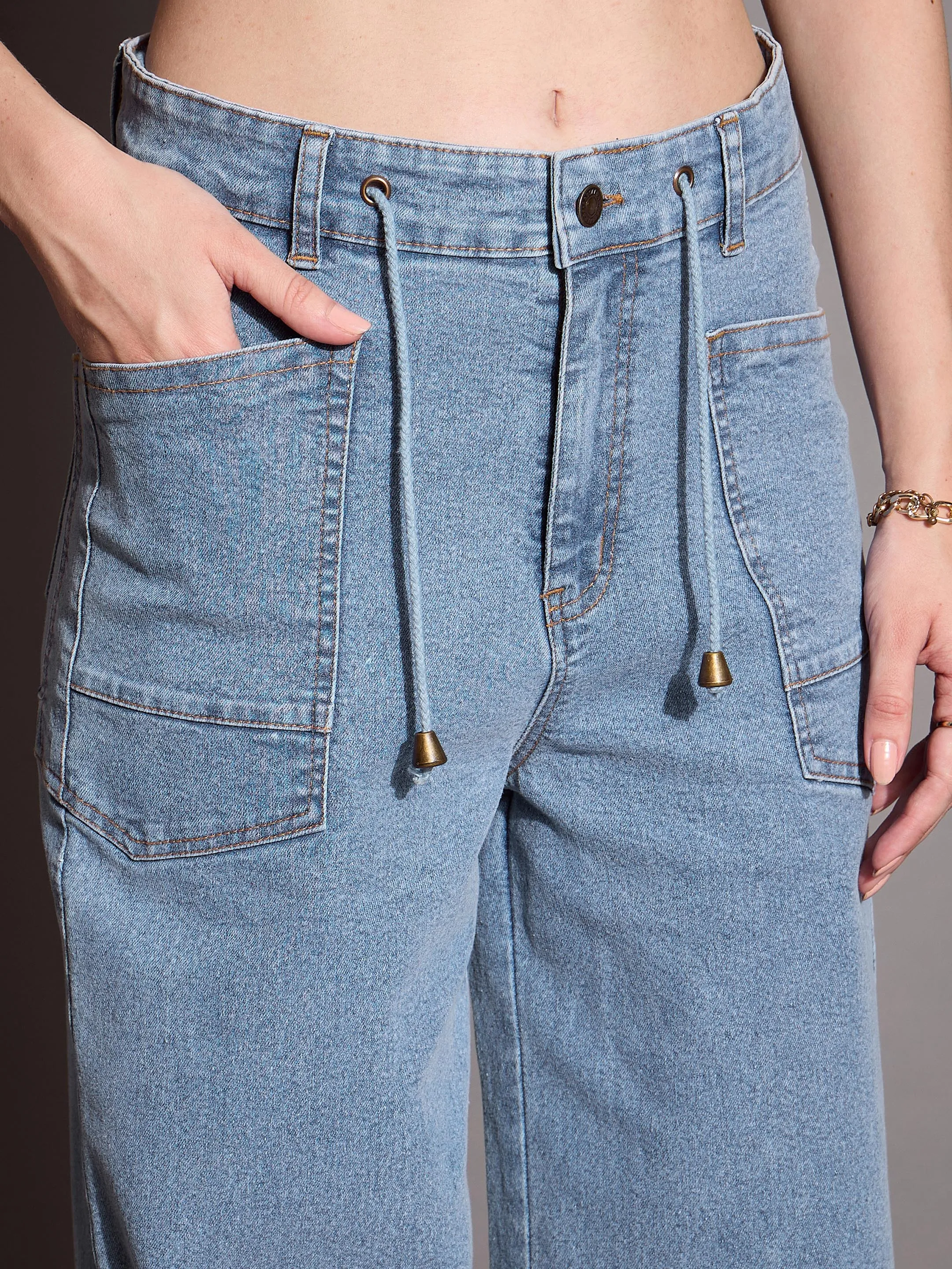 Women Blue Patched Pocket Straight Jeans